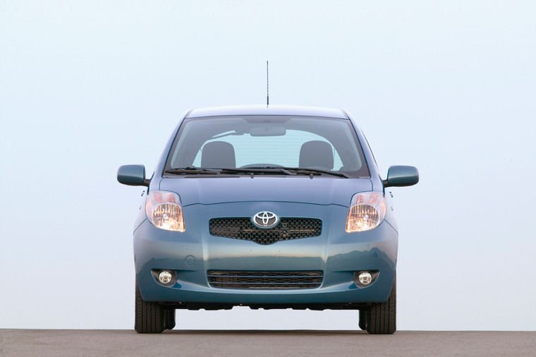 2008 Toyota Yaris Hatchback Picture